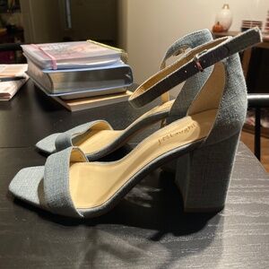 Blue linen block heel sandal